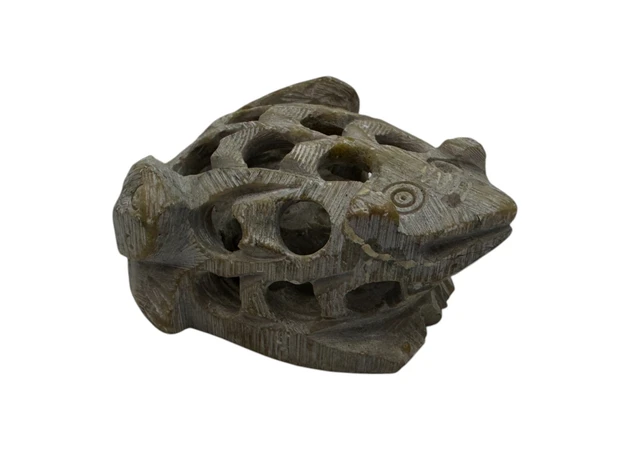 Фото 1 - Soapstone frog (3.7 x 7.7 x 5.9 cm)