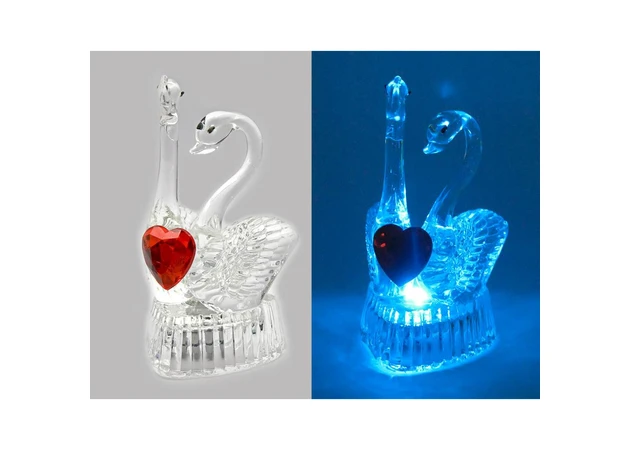 Фото 1 - Crystal swans with a heart with illumination (9x5x5.5 cm) (6046)
