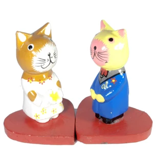 Кот с кошкой на сердце дерево (16х10,5х7,5 см)