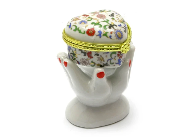 Фото 1 - Ceramic casket Hands and heart (9x6.5x4.5 cm)