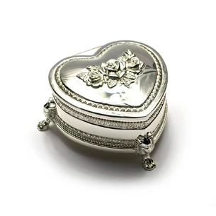Box for decorated Heart (8x7.5x3.5 cm) Silver.