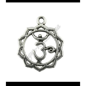 Om pendant in ten-leaf alloy 1.9 x 2, 3 cm, UT-00003028, Ayurveda Here!