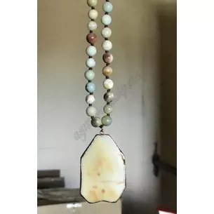 Necklace Agate pendant in metal, Agat Drop Pendant Stone Necklaces, Ayurveda