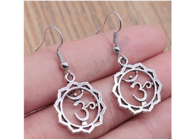 Фото 1 - Omkara Zvezda earrings, diameter 2 cm, UT-00004575, Om earrings, Ayurveda.