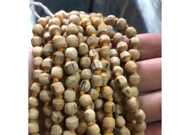 Фото 1 - Tulsi mala rosaries processed, tied approximately 7mm, Tulsi mala rosaries processed, Tulsi mala